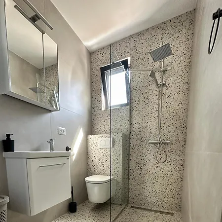 Lumiere Liyubuşka