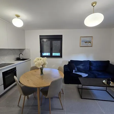 Daire Lumiere Liyubuşka